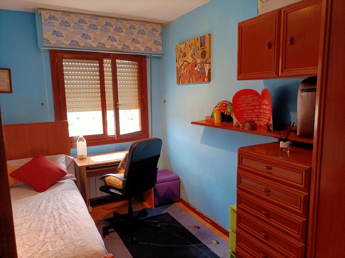 Habitación con vistas en Bádames compartido el piso con el propietario y otros huéspedes Apartamento Exterior foto